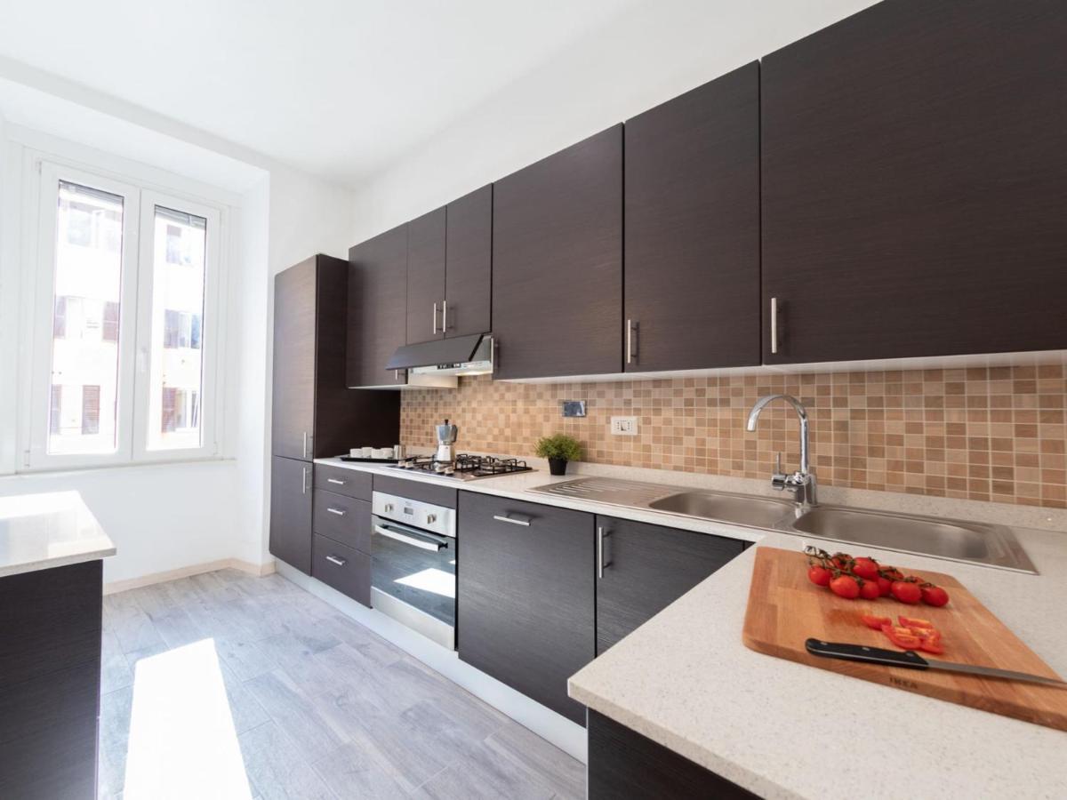 The Best Rent - Spacious Apartment Near Roma Termini Station Экстерьер фото
