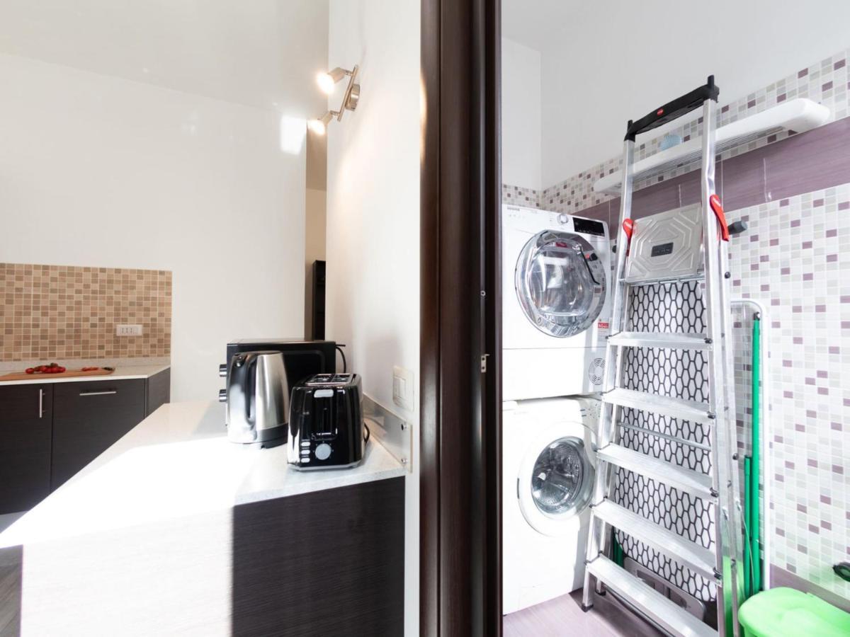 The Best Rent - Spacious Apartment Near Roma Termini Station Экстерьер фото